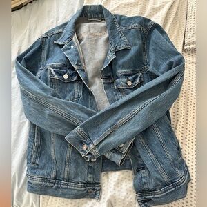Men’s Everlane denim jacket, size M
